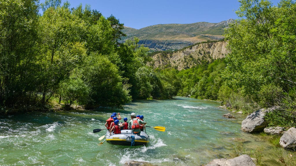 Lire la suite à propos de l’article Les spots rafting proches de Marseille et Aix en Provence